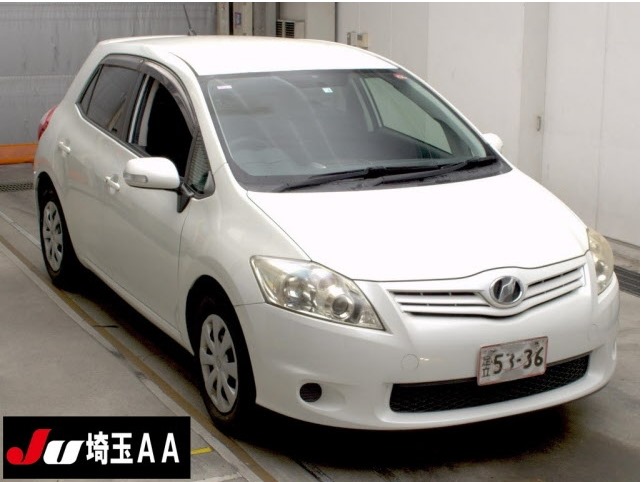 Toyota Auris  2010 White