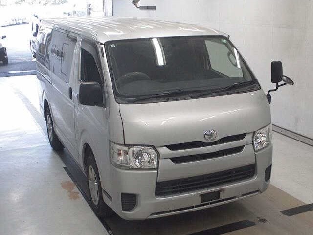 Toyota Hiace Van 2016 Silver