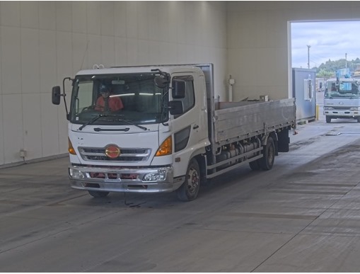 Hino Ranger 2003 White