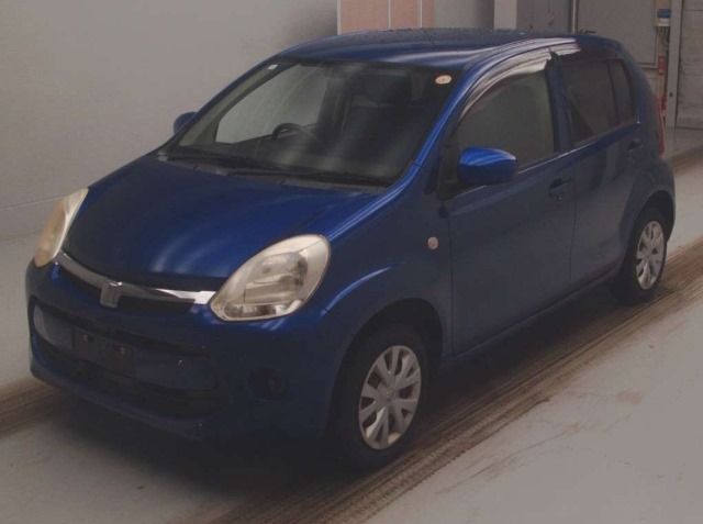 Toyota Passo 2016 Blue