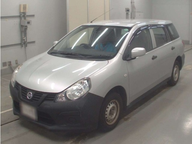 Nissan AD Van 2017 Silver