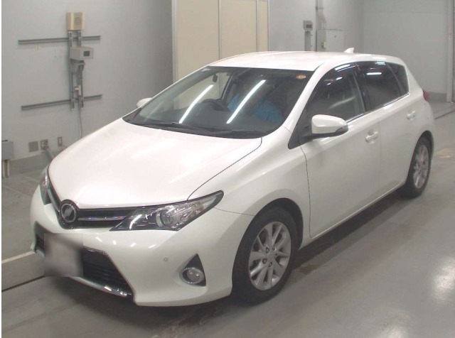 Toyota Auris 2013 White