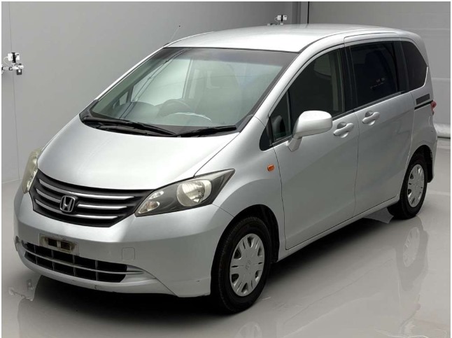 Honda Freed 2011 Silver